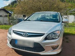 Grau Gebraucht 2011 Hyundai i30 Classic Limousine | 3.600 € (Fairer Preis)