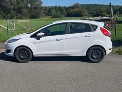 Weiß Gebraucht 2016 Ford Fiesta SYNC Edition Kleinwagen | 5.650 € (Guter Preis)