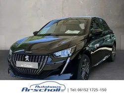 Schwarz Gebraucht 2021 Peugeot 208 Active Kleinwagen | 13.490 € (Fairer Preis)