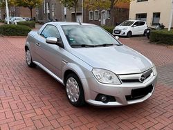 Silber Gebraucht 2008 Opel Tigra Cabrio | 2.800 € (Fairer Preis)