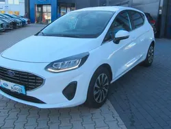 Frostweiß Gebraucht 2023 Ford Fiesta Titanium Kleinwagen | 19.490 € (Fairer Preis)