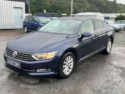 Blau Gebraucht 2016 VW Passat Limousine | 12.480 € (Guter Preis)