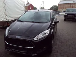 Iridiumschwarz metallic Gebraucht 2016 Ford Fiesta Celebration Kleinwagen | 5.690 € (Guter Preis)