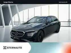 Grau Gebraucht 2024 Mercedes E300 AMG line Kombi | 63.903 € (Superpreis)