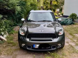 Grau Gebraucht 2013 Mini Cooper S Countryman SUV | 11.000 € (Etwas zu teuer)