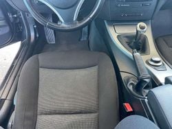 Schwarz Gebraucht 2007 BMW 320 Limousine | 3.650 € (Guter Preis)