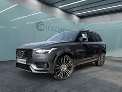 Grau Gebraucht 2022 Volvo XC90 SUV | 58.890 € (Etwas zu teuer)