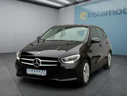 Gebraucht 2022 Mercedes B250e Van / Kleinbus | 23.449 € (Fairer Preis)