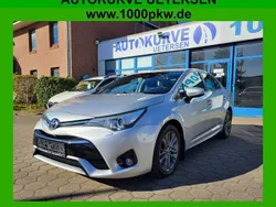 Silber Gebraucht 2018 Toyota Avensis Active Limousine | 13.500 €