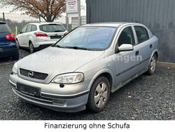 Grau Gebraucht 2002 Opel Astra Elegance Limousine | 2.300 € (Fairer Preis)