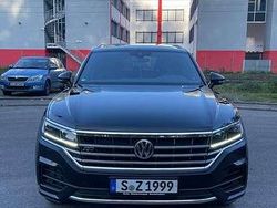 Schwarz Gebraucht 2019 VW Touareg R-line SUV | 41.000 € (Teuer)