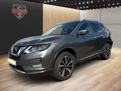 Silbergrau Gebraucht 2018 Nissan X-Trail Tekna SUV | 17.990 € (Fairer Preis)