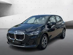 Schwarz Gebraucht 2024 BMW 218 Active Tourer Van / Kleinbus | 31.400 € (Superpreis)