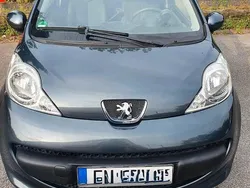 Grau Gebraucht 2005 Peugeot 107 Kleinwagen | 1.799 € (Fairer Preis)