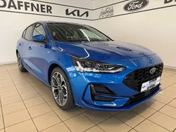 Dynamicblau metallic Neu 2025 Ford Focus ST-Line X Limousine | 28.780 € (Guter Preis)
