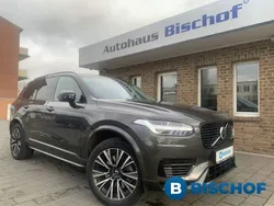 Grau Gebraucht 2023 Volvo XC90 Plus SUV | 58.990 € (Fairer Preis)