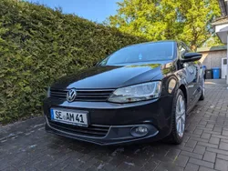 Schwarz Gebraucht 2011 VW Jetta Highline Limousine | 9.999 € (Fairer Preis)
