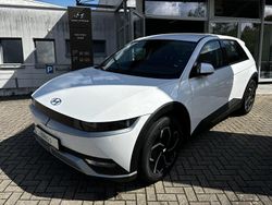 Weiß Gebraucht 2024 Hyundai Ioniq 5 Dynamiq SUV | 38.970 € (Teuer)