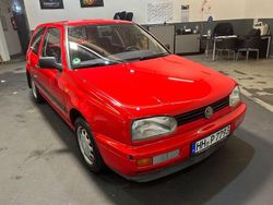 Rot Gebraucht 1995 VW Golf III Limousine | 1.990 €