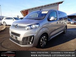 Grau Gebraucht 2020 Citroën Spacetourer Feel Van / Kleinbus | 26.990 € (Fairer Preis)