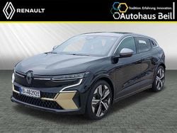 Black pearlschwarz, dach in d Gebraucht 2022 Renault Mégane Iconic Limousine | 32.990 € (Etwas zu teuer)