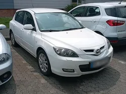 Weiß Gebraucht 2008 Mazda 3 Limousine | 1.700 € (Etwas zu teuer)