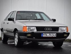 Silber Gebraucht 1986 Audi 100 Limousine | 8.800 €