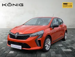 Orange Gebraucht 2024 Renault Clio V Evolution Limousine | 15.999 € (Fairer Preis)