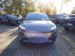 Silky bronze Gebraucht 2023 Hyundai Kona Trend SUV | 29.990 € (Guter Preis)