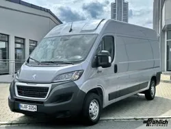 Grau Gebraucht 2024 Peugeot Boxer S Van | 38.149 €