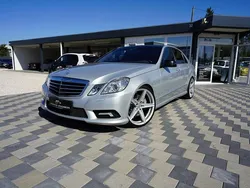 Silber Gebraucht 2010 Mercedes E500 AMG line Limousine | 24.450 €