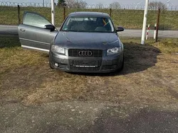 Grau Gebraucht 2004 Audi A3 Ambiente Coupé | 2.000 € (Guter Preis)