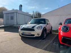 Beige Gebraucht 2007 Mini ONE Kleinwagen | 2.250 € (Guter Preis)