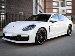 Weiß Gebraucht 2018 Porsche Panamera 4S Sport Turismo Limousine | 62.900 € (Teuer)