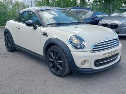 Weiß Gebraucht 2012 Mini Cooper Coupé Coupé | 6.999 € (Etwas zu teuer)
