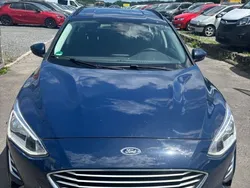 Blau Gebraucht 2018 Ford Focus Trend Limousine | 7.999 € (Guter Preis)