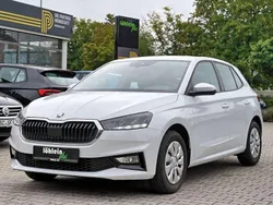 Weiß Gebraucht 2024 Skoda Fabia Selection Kleinwagen | 16.999 € (Superpreis)