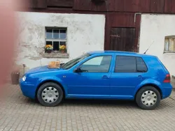Blau Gebraucht 1998 VW Golf IV Trendline Kombi | 1.000 € (Guter Preis)