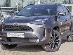 Marlingrau metallic Neu 2025 Toyota Yaris Cross SUV | 27.990 €