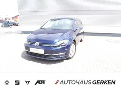 Blau Gebraucht 2019 VW Golf VII Highline Kombi | 18.390 € (Teuer)