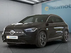 Schwarz Gebraucht 2022 Mercedes GLA250 SUV | 40.849 € (Teuer)