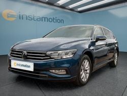 Blau Gebraucht 2022 VW Passat Kombi | 21.149 € (Guter Preis)