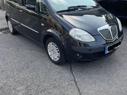 Blau Gebraucht 2005 Lancia Musa Van / Kleinbus | 780 € (Superpreis)