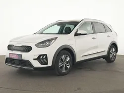 Schneeweiss Gebraucht 2022 Kia Niro Spirit SUV | 22.698 € (Guter Preis)