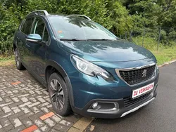 Grün Gebraucht 2018 Peugeot 2008 SUV | 9.750 € (Guter Preis)