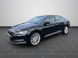 Schwarz (metallic) Gebraucht 2021 Skoda Superb Limousine | 24.890 € (Guter Preis)