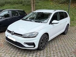 Weiß Gebraucht 2017 VW Golf VII Highline Kombi | 12.650 € (Guter Preis)