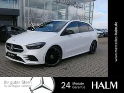 Weiß Gebraucht 2022 Mercedes B200 AMG line Van / Kleinbus | 32.990 € (Teuer)