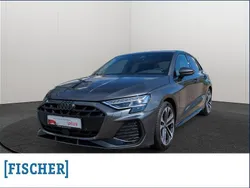 Grau Gebraucht 2024 Audi A3 Sportback S-Line Limousine | 47.380 €
