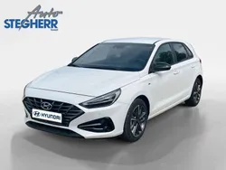 Weiß Neu 2024 Hyundai i30 Advantage Limousine | 25.985 € (Fairer Preis)